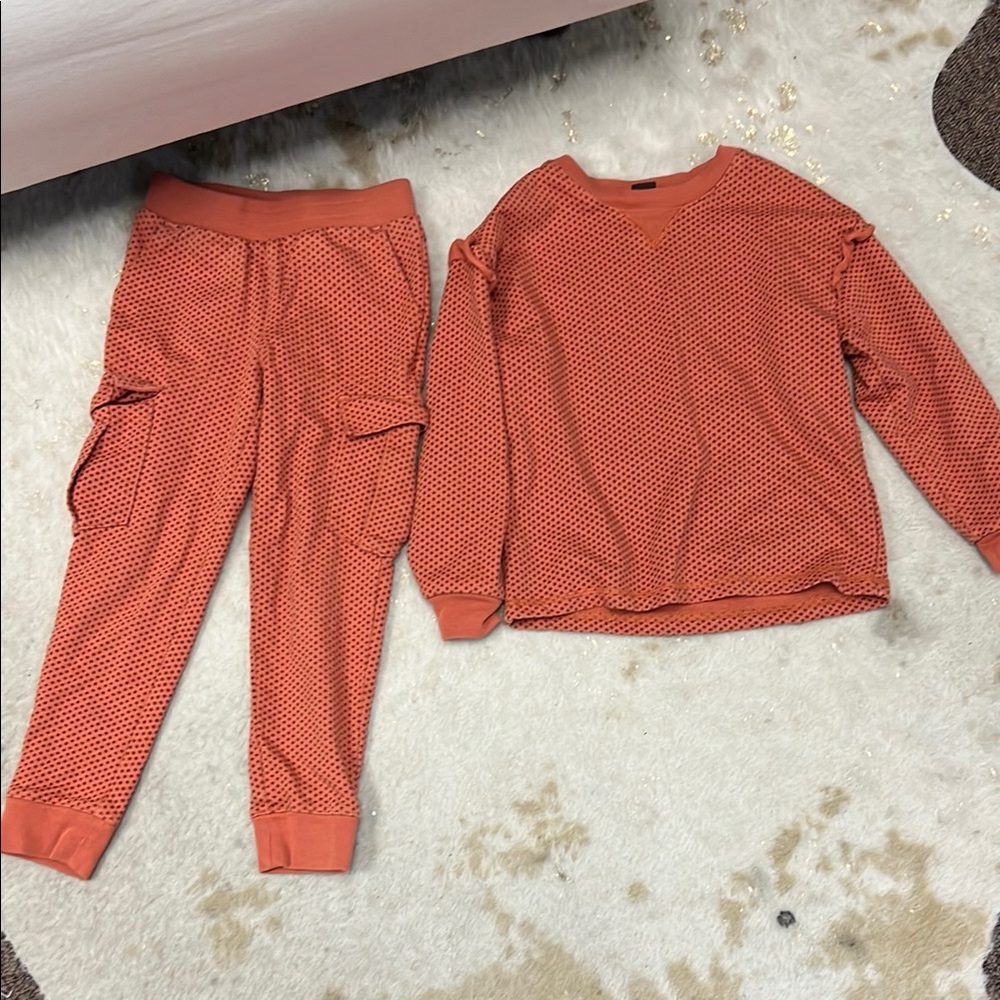 Matching pant and shirt.